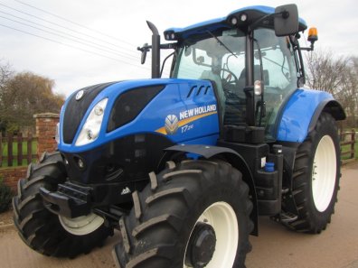 New Holland T7.210