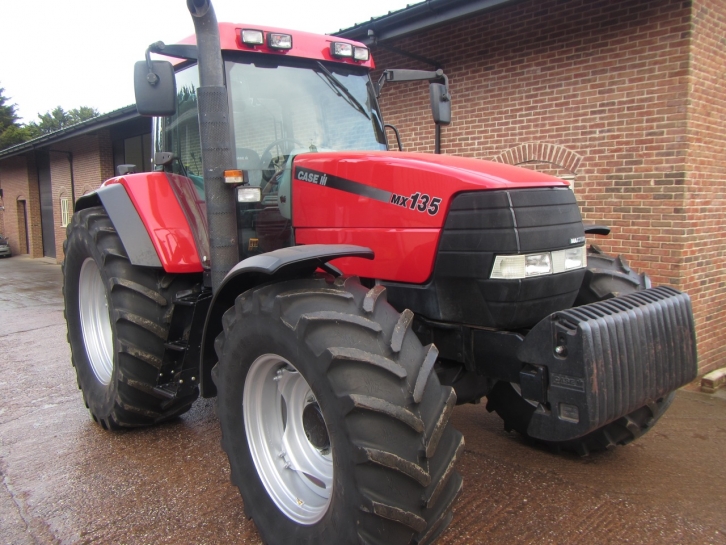 Case MX135