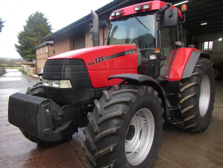 Case MX135