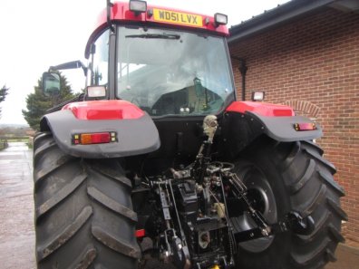 Case MX135