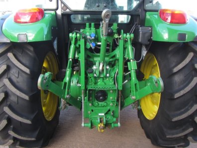 John Deere 5115M
