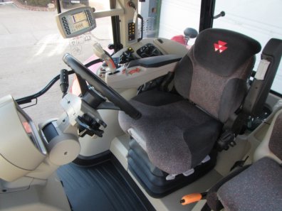 Massey Ferguson 6718S Exclusive
