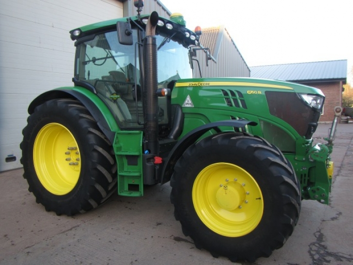 John Deere 6150R