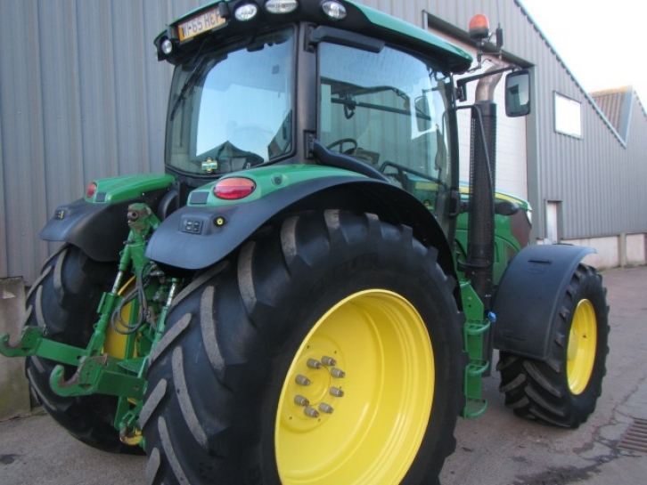 John Deere 6150R