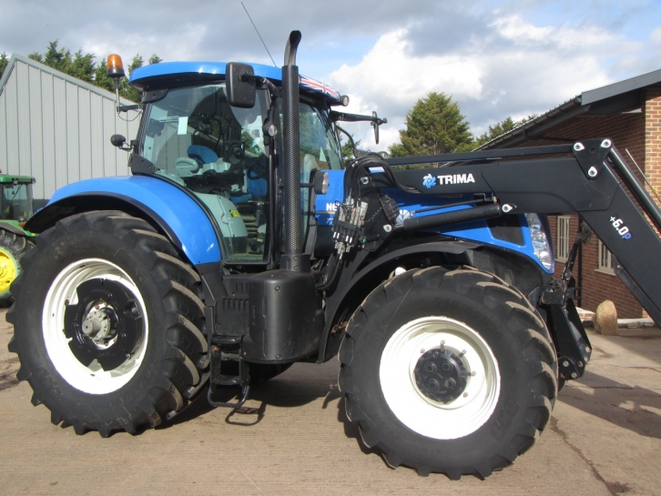 New Holland T7.270