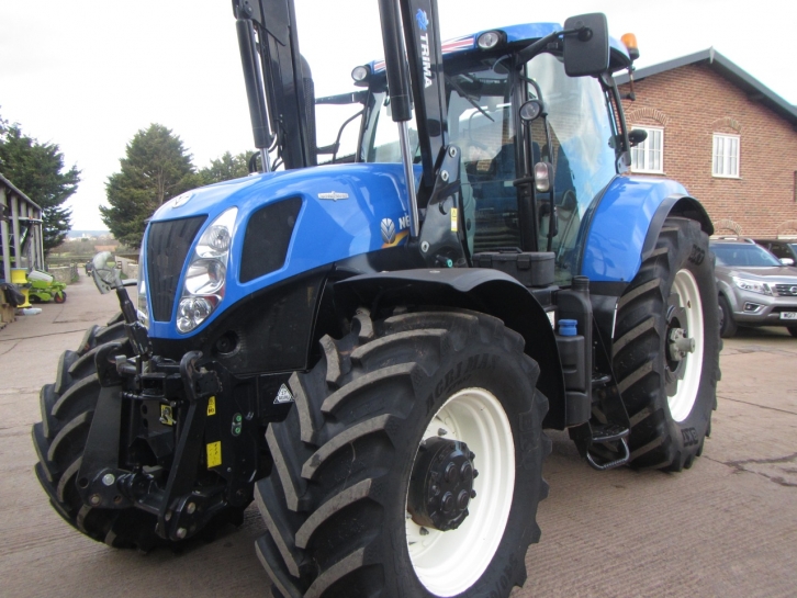 New Holland T7.270