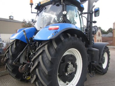 New Holland T7.270