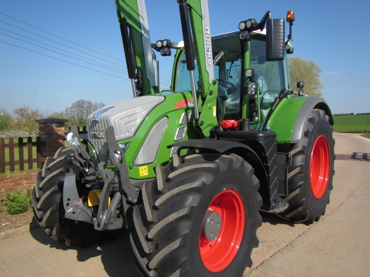 Fendt 724 Profi-Plus
