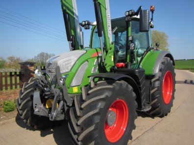 Fendt 724 Profi-Plus