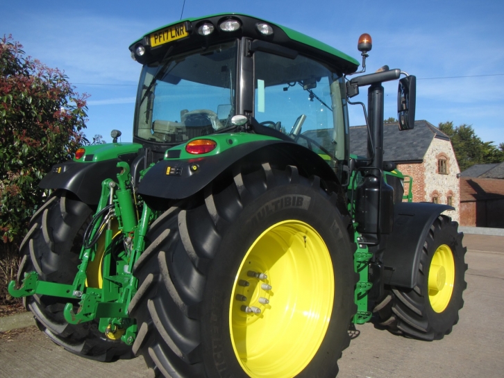 John Deere 6155R