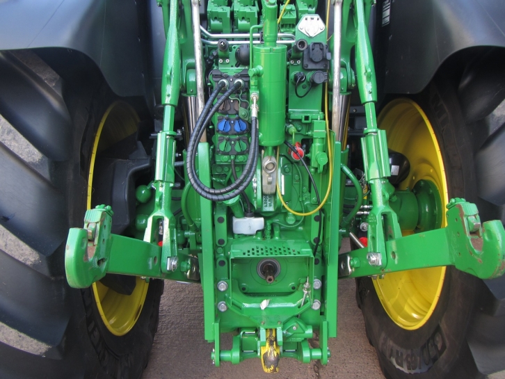 John Deere 6155R