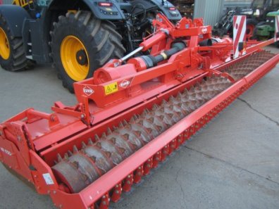 Kuhn HR 6004 power harrow