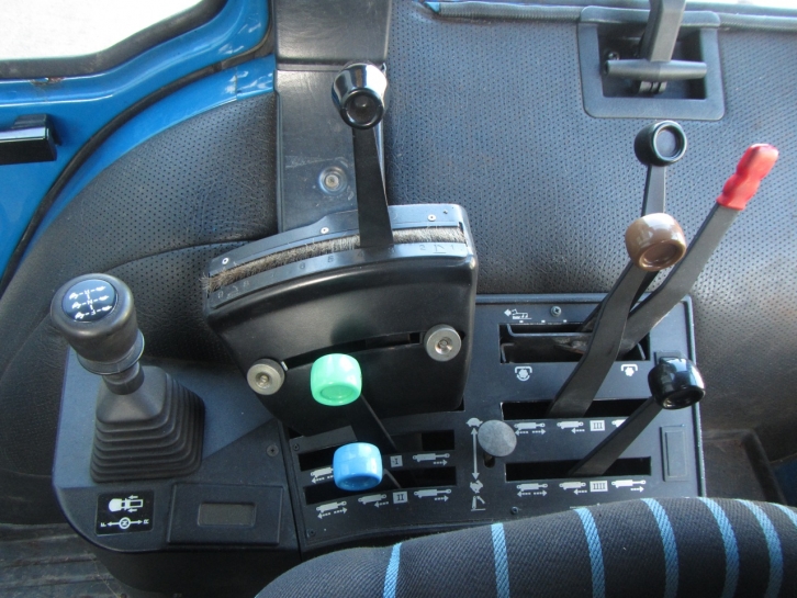 Ford 8630