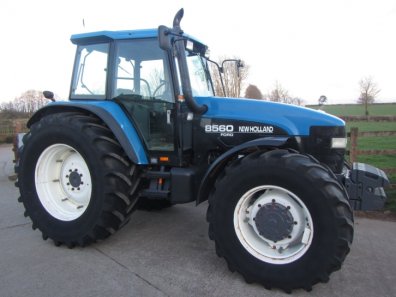 New Holland 8560