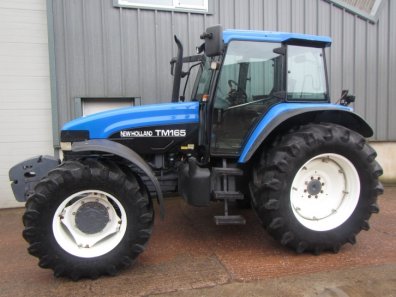New Holland TM165
