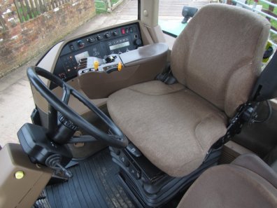 John Deere 8410