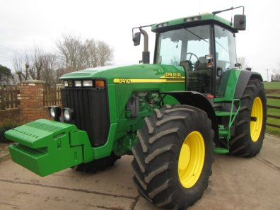 John Deere 8410