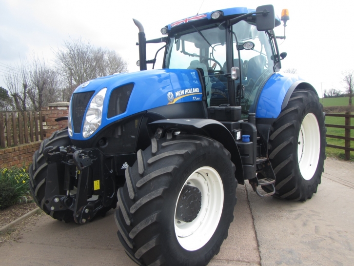 New Holland T7.250