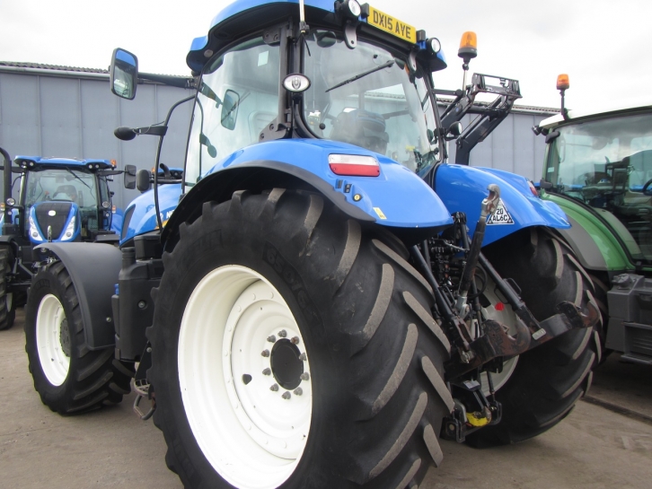 New Holland T7.250