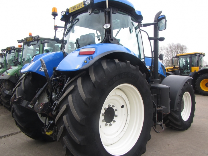 New Holland T7.250