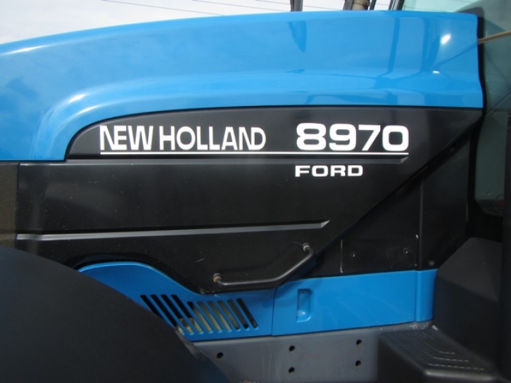 New Holland 8970