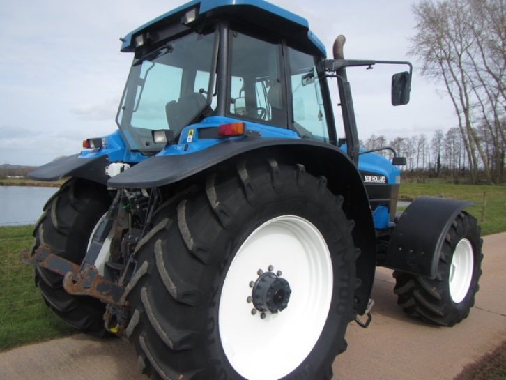 New Holland 8970