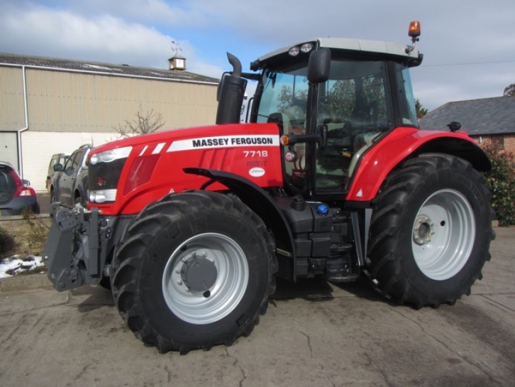 Massey Ferguson 7718 Exclusive