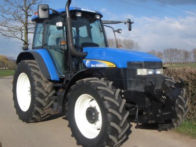 New Holland TM140