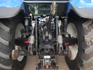 New Holland TM140