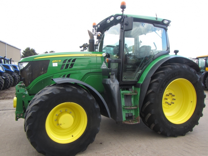 John Deere 6150R