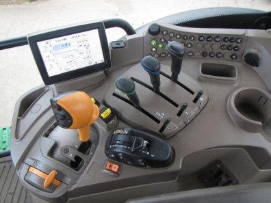 John Deere 6150R