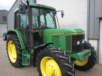 John Deere 6200