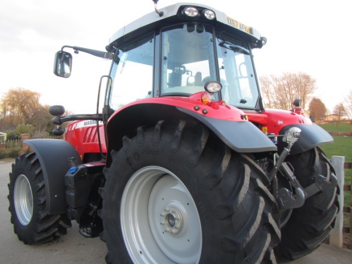Massey Ferguson 7718 Efficient