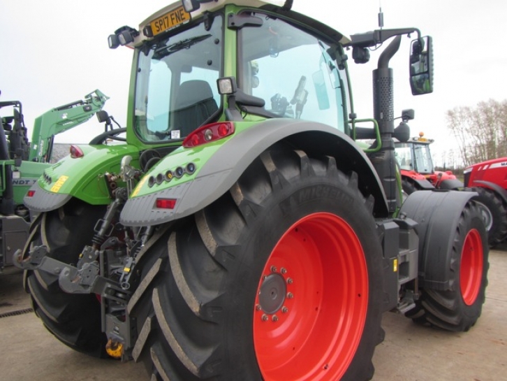Fendt 724 Profi-Plus