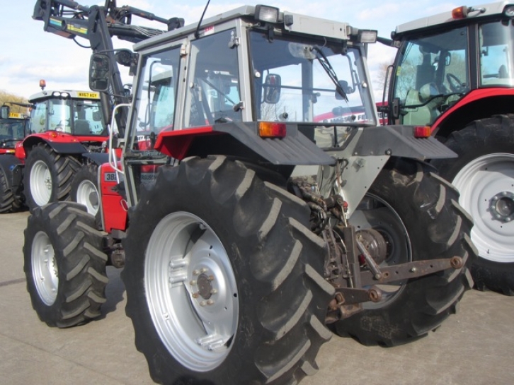 Massey Ferguson 382