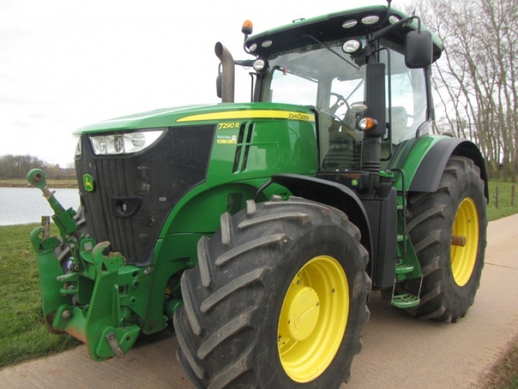 John Deere 7290R