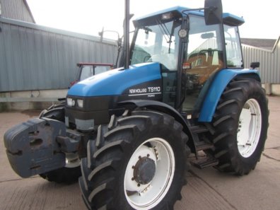 New Holland TS110