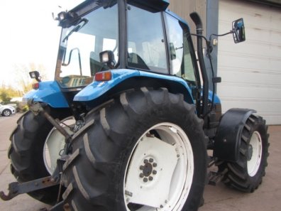 New Holland TS110