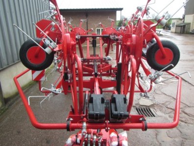 Lely Lotus 1250 tedder