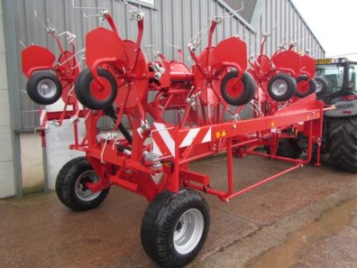 Lely Lotus 1250 tedder