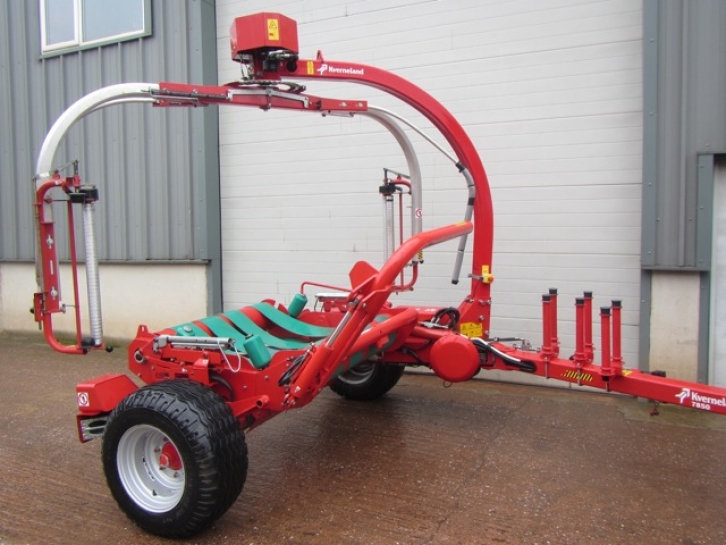 Kverneland 7850 C bale wrapper