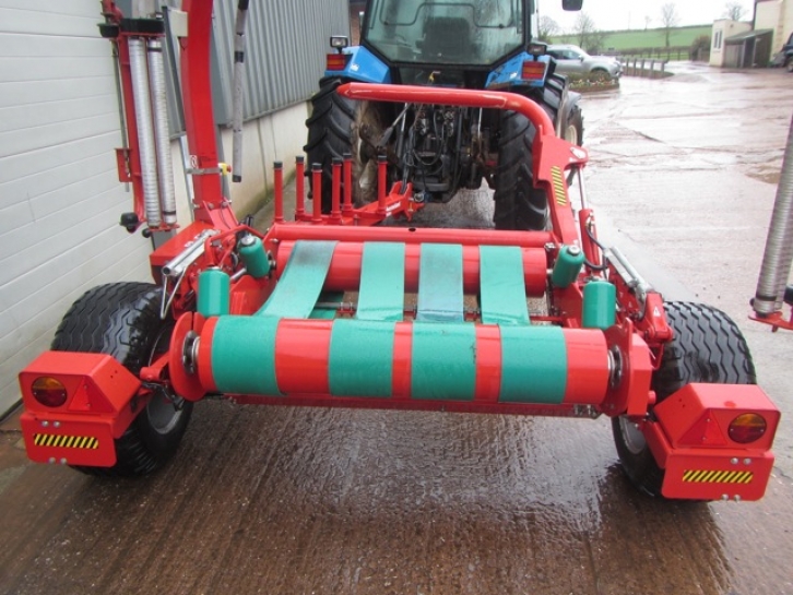 Kverneland 7850 C bale wrapper