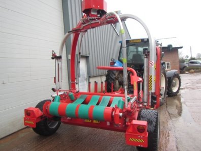 Kverneland 7850 C bale wrapper