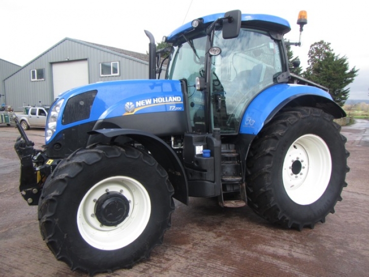 New Holland T7.200