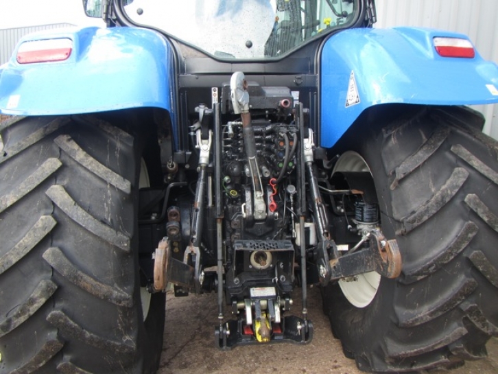 New Holland T7.200