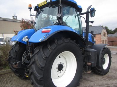 New Holland T7.200