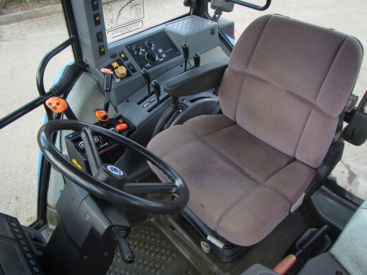Ford 8240 SLE