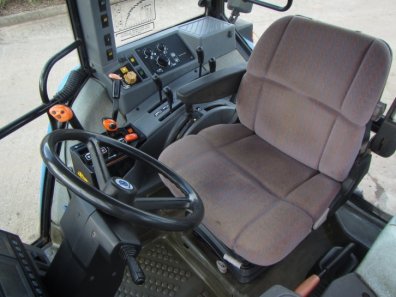 Ford 8240 SLE