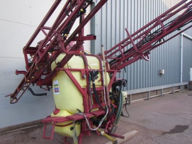 Hardi sprayer