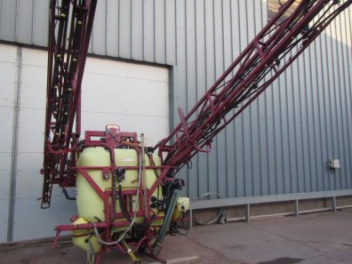 Hardi sprayer